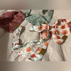 4 dog bandanas - NEW - Small